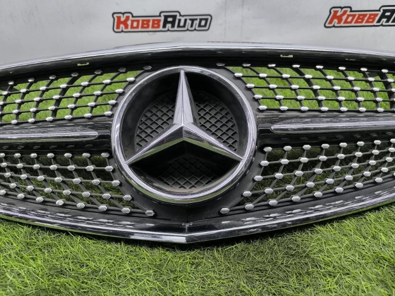 Решетка радиатора Mercedes-Benz CLS C218