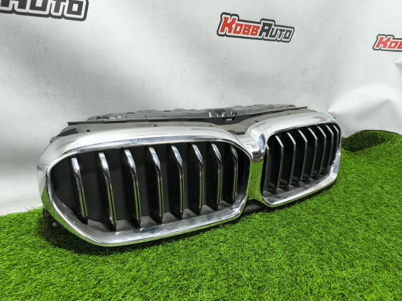 Решетка радиатора 7-Series G11