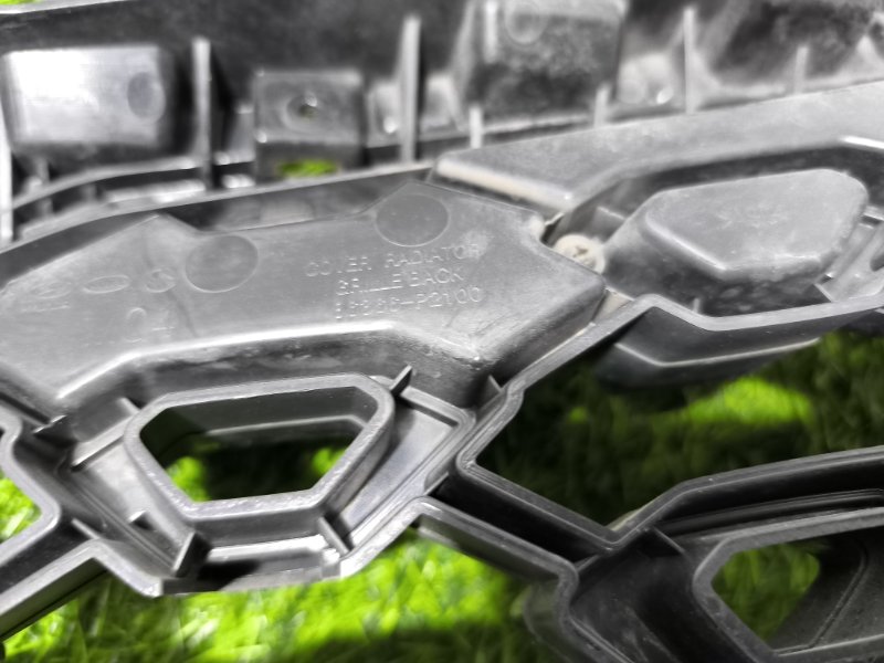 Решетка радиатора Sorento 2020-
