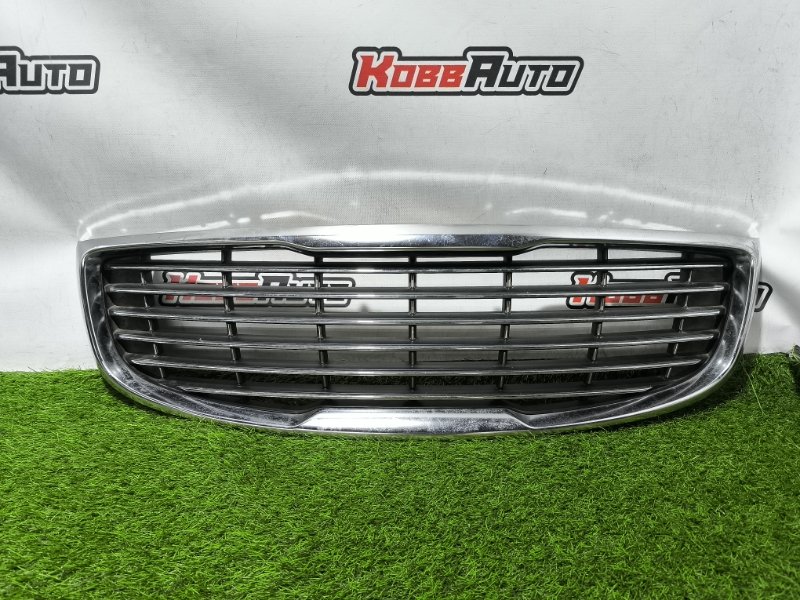 Решетка радиатора Kia Carnival контрактная