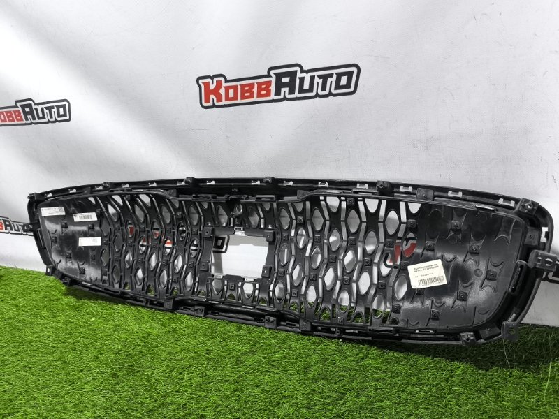 Решетка радиатора K900