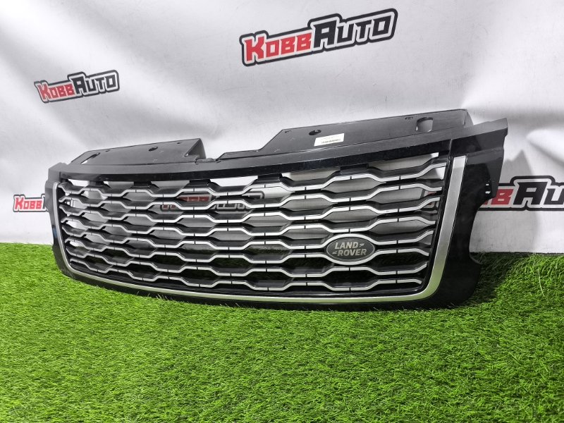 Решетка радиатора Range Rover Evoque 2020-