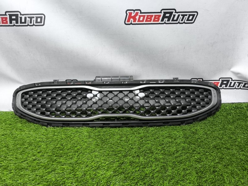 Решетка радиатора Kia Ray 2011- контрактная