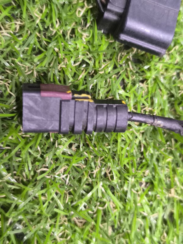 Проводка парктроников Hyundai Ioniq 5 перед. (б/у) Проводка парктроников Hyundai Ioniq 5 перед. (б/у)