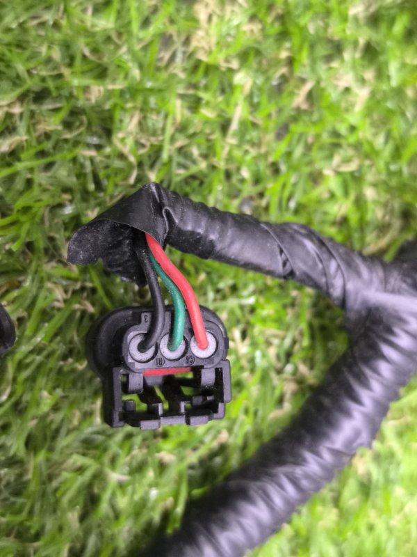 Проводка парктроников Hyundai Tucson 4 (б/у) Проводка парктроников Hyundai Tucson 4 (б/у)