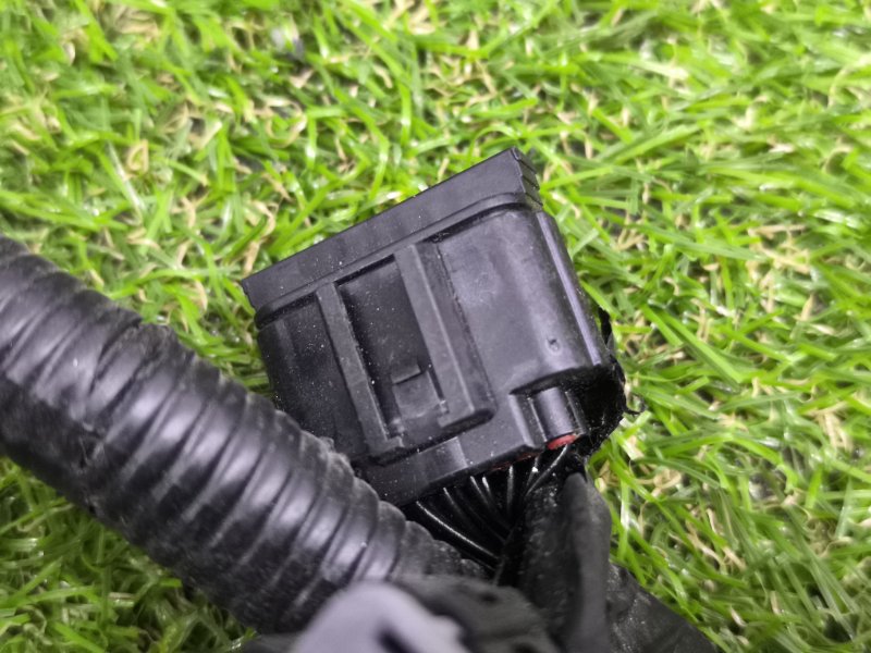 Проводка парктроников Hyundai Tucson 4 (б/у) Проводка парктроников Hyundai Tucson 4 (б/у)