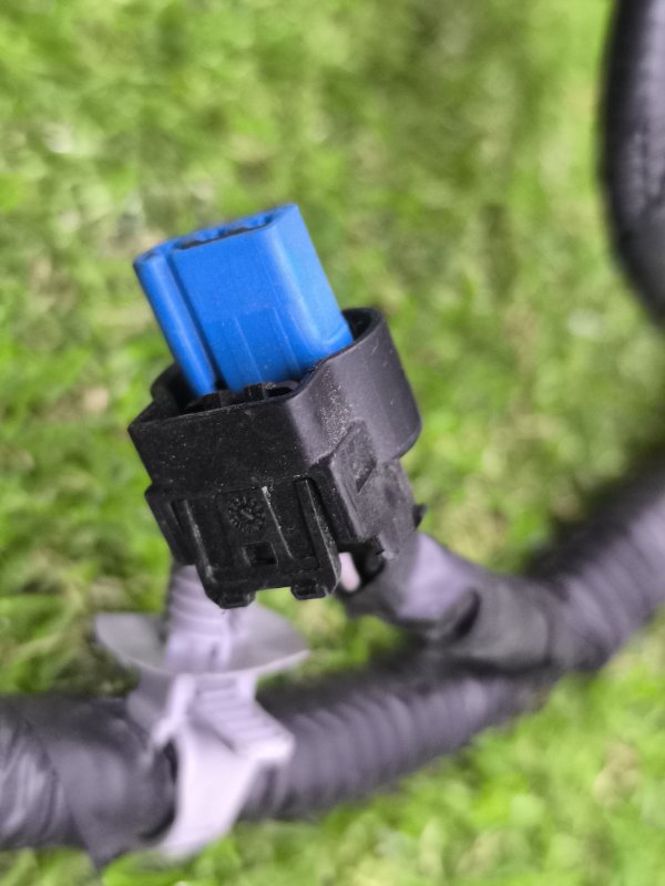 Проводка парктроников Hyundai Tucson 4 (б/у) Проводка парктроников Hyundai Tucson 4 (б/у)