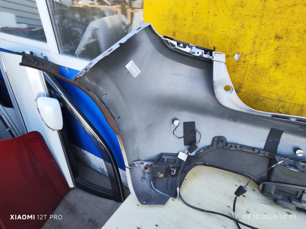 Бампер Renault Lutecia RM5M M5M задн. (б/у)