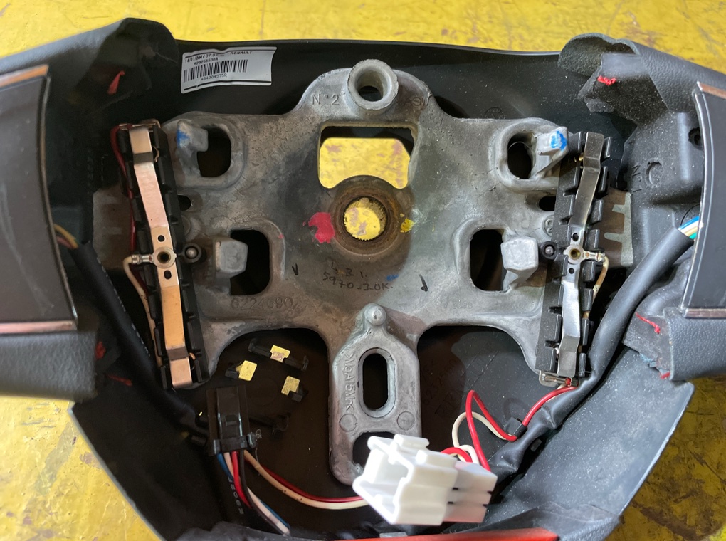 Руль Renault Clio CH (б/у)