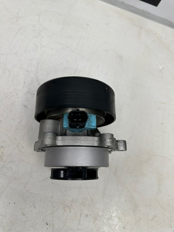 Помпа (насос водяной) Jetour X90 (б/у) Помпа (насос водяной) Jetour X90 (б/у)