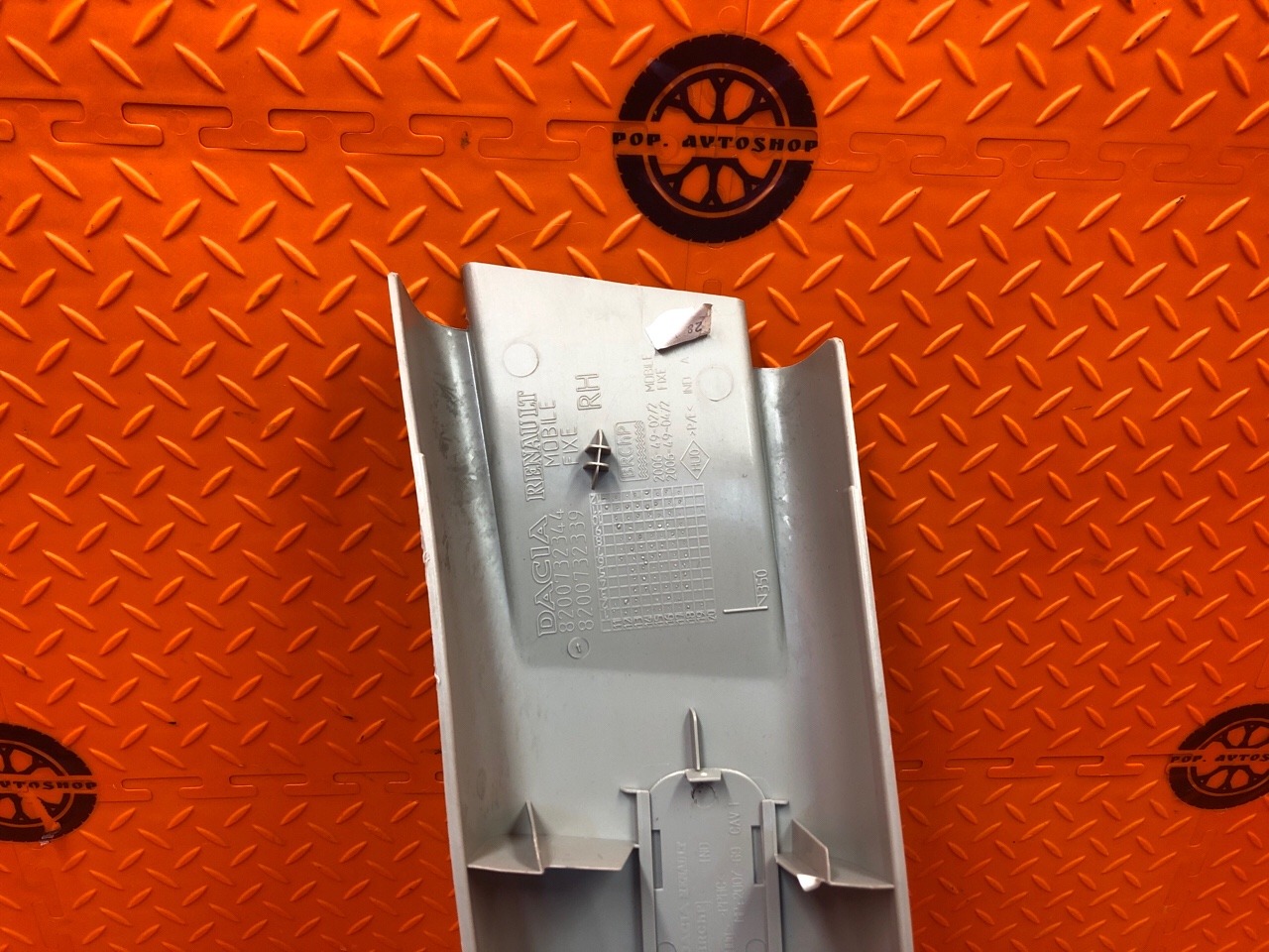 Обшивка стойки RENAULT Duster HSA H4M430 2019 прав. (б/у)