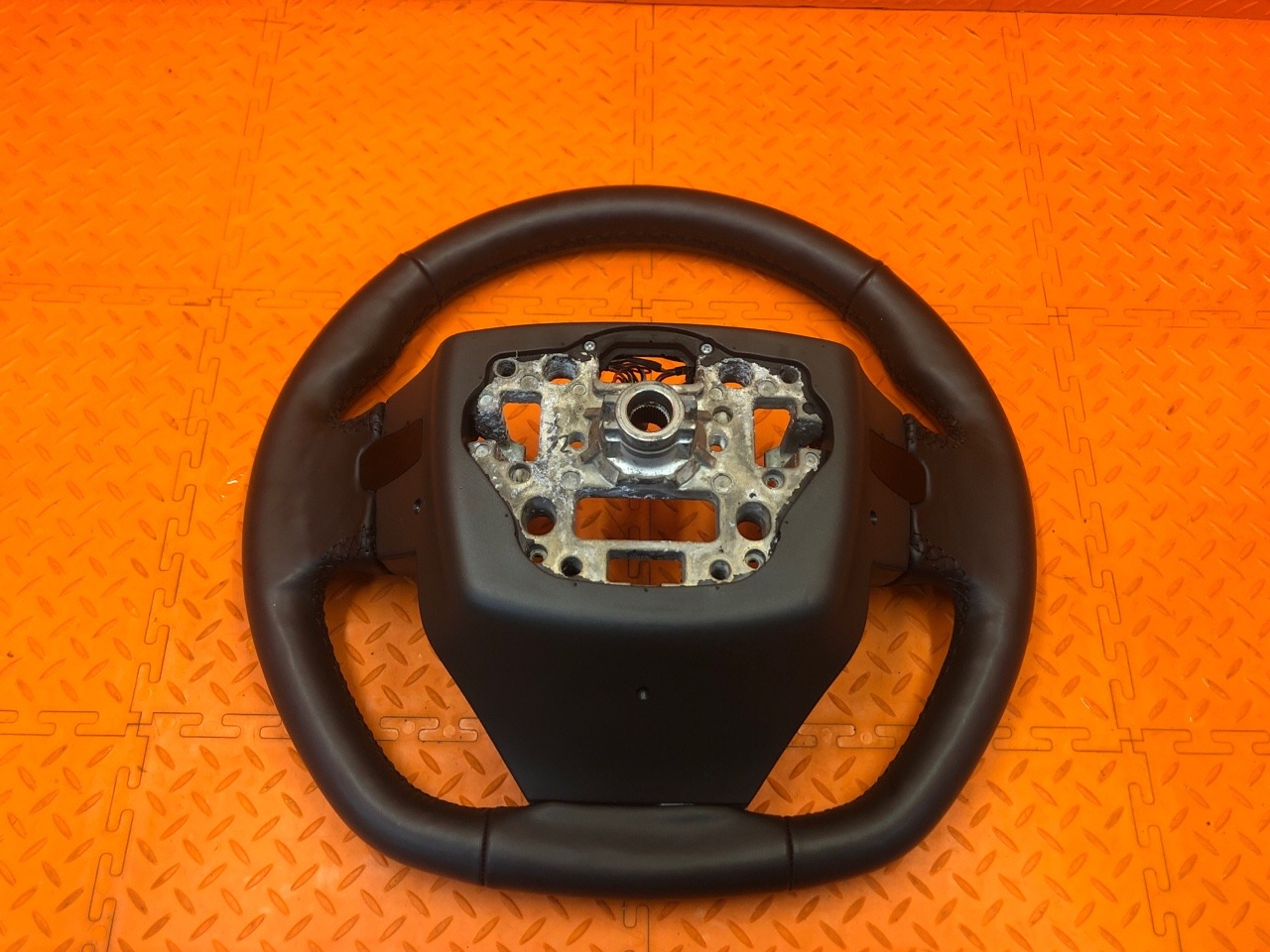 Рулевое колесо Chery Tiggo 7 Pro Max T1E SQRE4T15C 2023 (б/у)