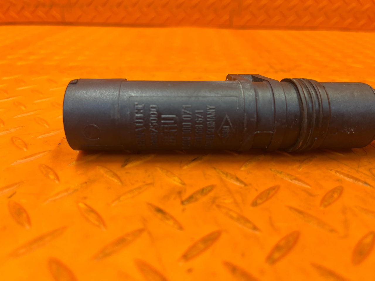 Катушка зажигания RENAULT Duster H79 F4RE410 2021 (б/у) Катушка зажигания RENAULT Duster H79 F4RE410 2021 (б/у)