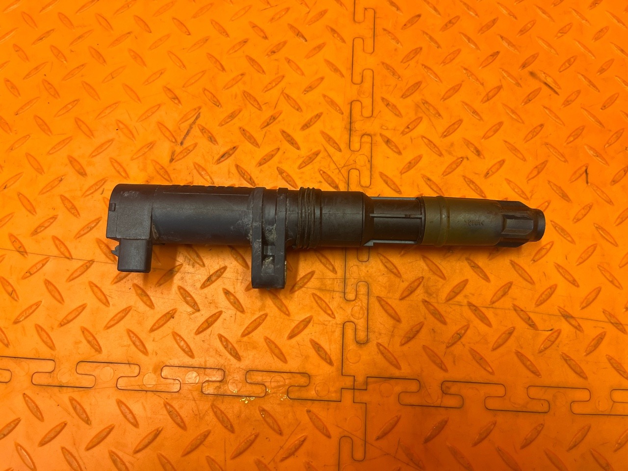 Катушка зажигания RENAULT Duster H79 F4RE410 2021 (б/у) Катушка зажигания RENAULT Duster H79 F4RE410 2021 (б/у)