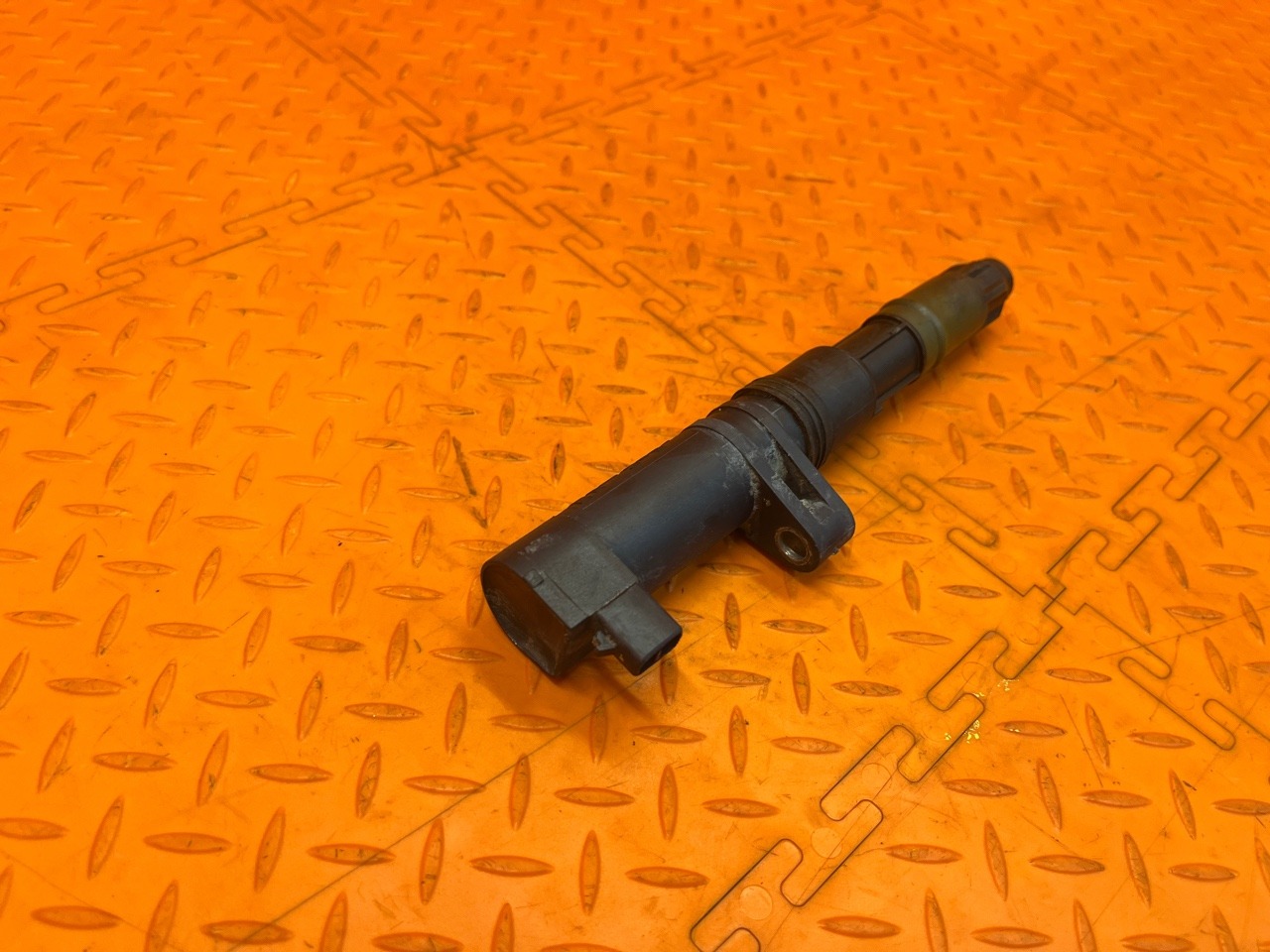 Катушка зажигания RENAULT Duster H79 F4RE410 2021 (б/у) Катушка зажигания RENAULT Duster H79 F4RE410 2021 (б/у)