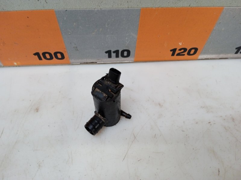 Насос омывателя Ford Focus 1 2.0 2001 (б/у)