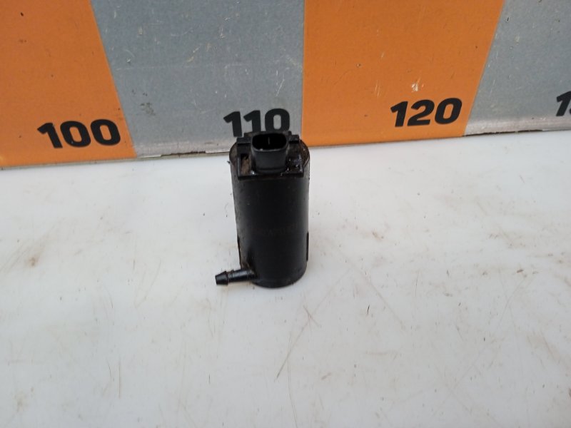 Насос омывателя Ford Focus 1 2.0 2001 (б/у)