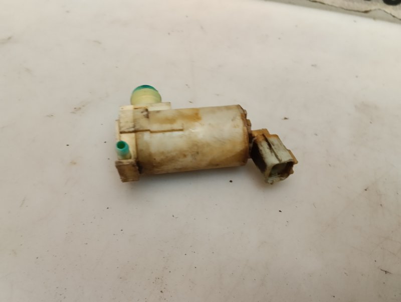 Насос омывателя Chery Fora A21 A21 2.0 2007 (б/у) Насос омывателя Chery Fora A21 A21 2.0 2007 (б/у)