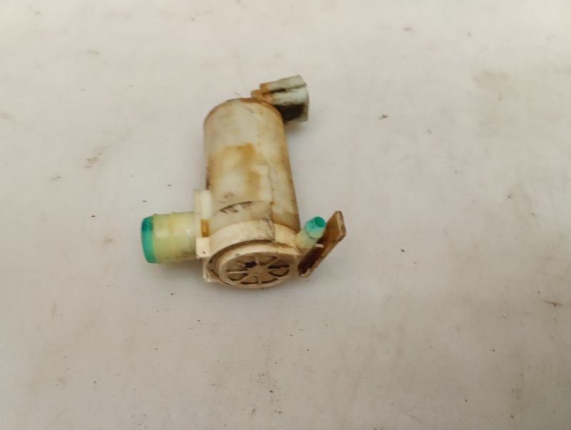 Насос омывателя Chery Fora A21 A21 2.0 2007 (б/у) Насос омывателя Chery Fora A21 A21 2.0 2007 (б/у)