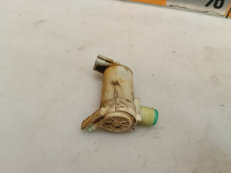 Насос омывателя Chery Fora A21 A21 2.0 2007 (б/у) Насос омывателя Chery Fora A21 A21 2.0 2007 (б/у)