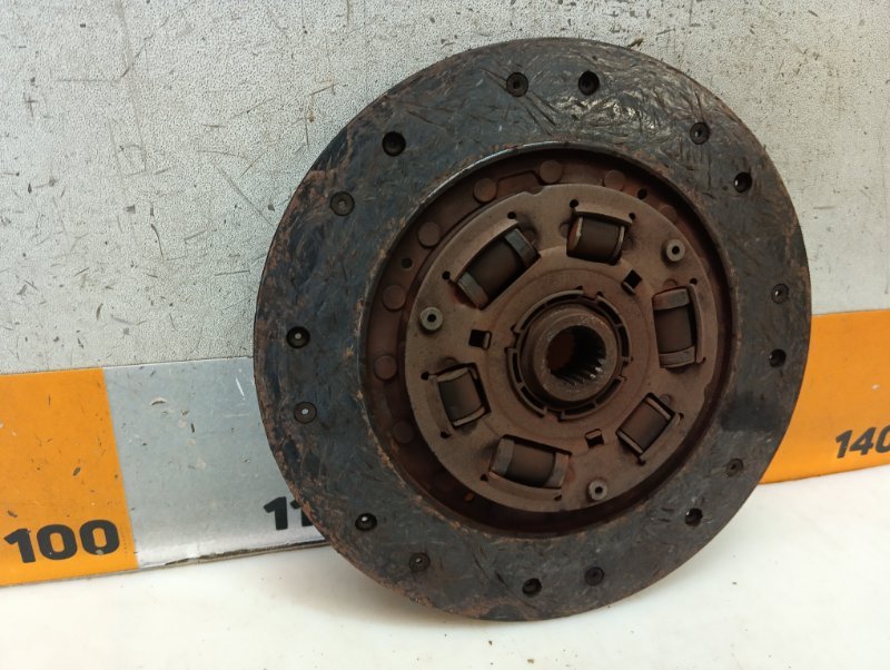 Диск сцепления Chery Tiggo T11 DB 1.8 2008 (б/у) Диск сцепления Chery Tiggo T11 DB 1.8 2008 (б/у)