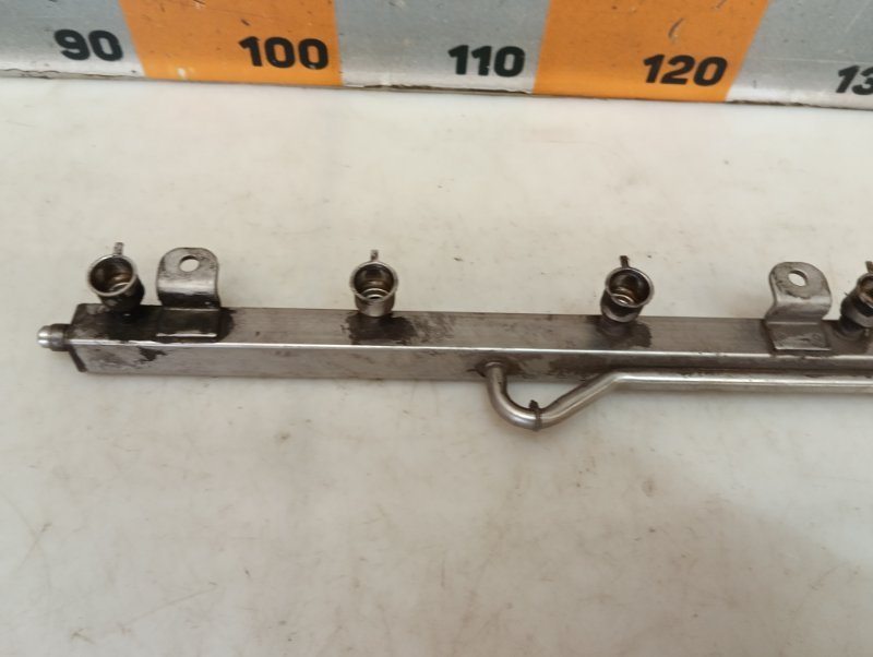 Рейка топливная (рампа) Chery Tiggo T11 DB 1.8 2008 (б/у) Рейка топливная (рампа) Chery Tiggo T11 DB 1.8 2008 (б/у)