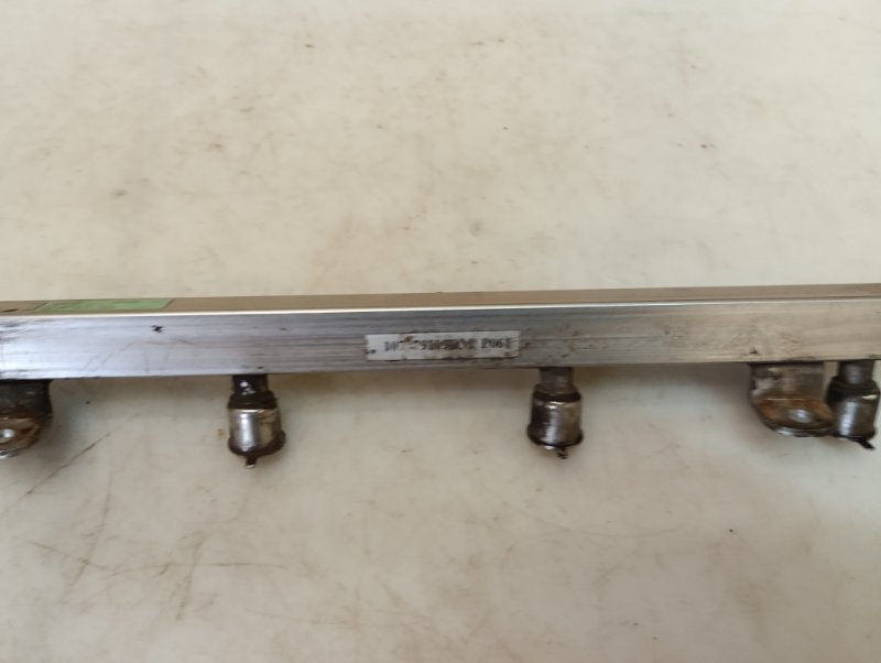 Рейка топливная (рампа) Chery Tiggo T11 DB 1.8 2008 (б/у) Рейка топливная (рампа) Chery Tiggo T11 DB 1.8 2008 (б/у)