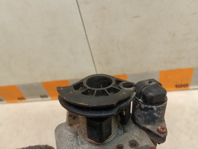 Заслонка дроссельная Chery Tiggo T11 DB 2.4 2007 (б/у) Заслонка дроссельная Chery Tiggo T11 DB 2.4 2007 (б/у)