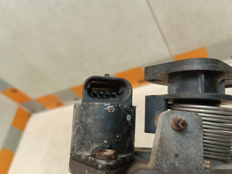 Заслонка дроссельная Chery Tiggo T11 DB 2.4 2007 (б/у) Заслонка дроссельная Chery Tiggo T11 DB 2.4 2007 (б/у)