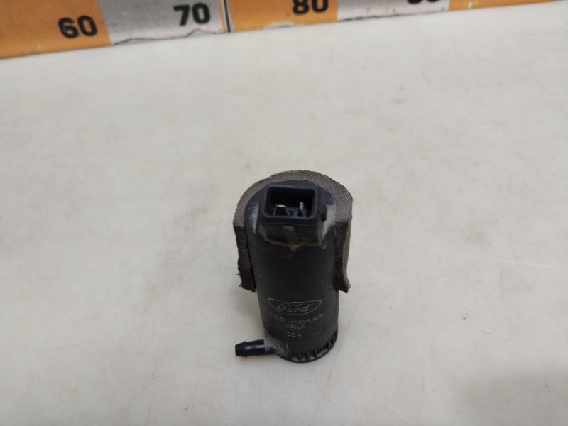 Насос омывателя Ford Focus 1 1.8 2003 (б/у)