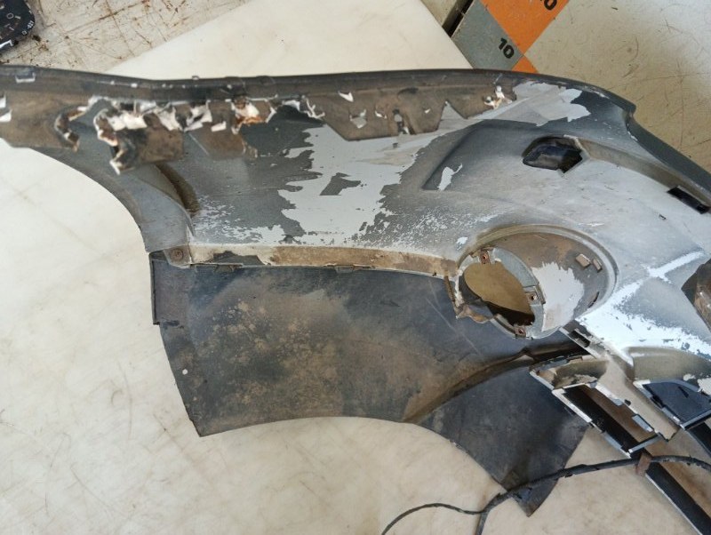 Бампер передний Ford Mondeo 3 2.0 2002 (б/у)