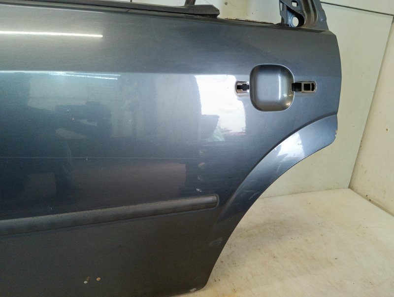 Дверь задняя левая Ford Mondeo 3 2.0 2002 (б/у)
