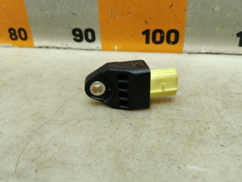 Датчик AIR BAG Toyota RAV4 XA30 2.4 2008 (б/у)