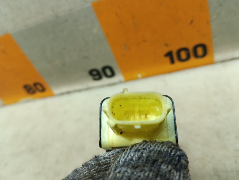 Датчик AIR BAG Toyota RAV4 XA30 2.4 2008 (б/у)