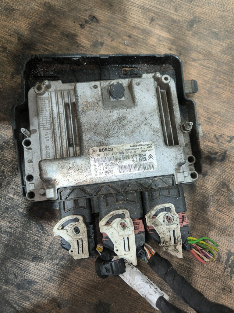 Двигатель Peugeot 308 EP6 5F01 (б/у)