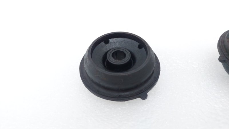 Кронштейн радиатора Kia Sorento MQ4 D4HE 2021 (б/у)