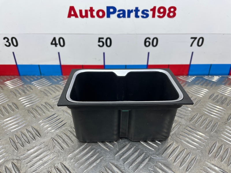 Ящик передней консоли Chery Tiggo 8 Pro T1A 2021 (б/у) Ящик передней консоли Chery Tiggo 8 Pro T1A 2021 (б/у)