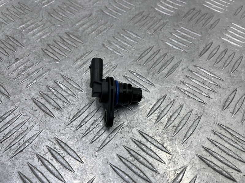 Датчик распредвала Chery Tiggo 8 T18 SQRE4T15C 2021 (б/у) Датчик распредвала Chery Tiggo 8 T18 SQRE4T15C 2021 (б/у)