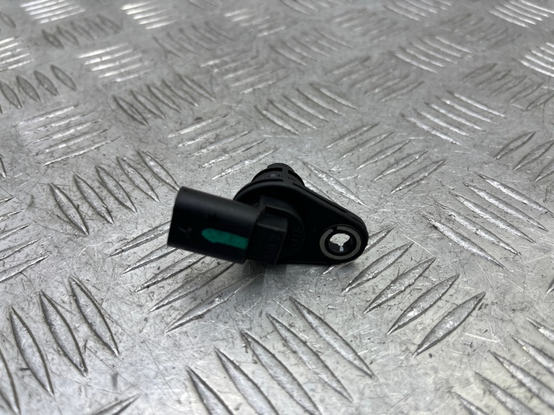 Датчик распредвала Chery Tiggo 8 T18 SQRE4T15C 2021 (б/у) Датчик распредвала Chery Tiggo 8 T18 SQRE4T15C 2021 (б/у)