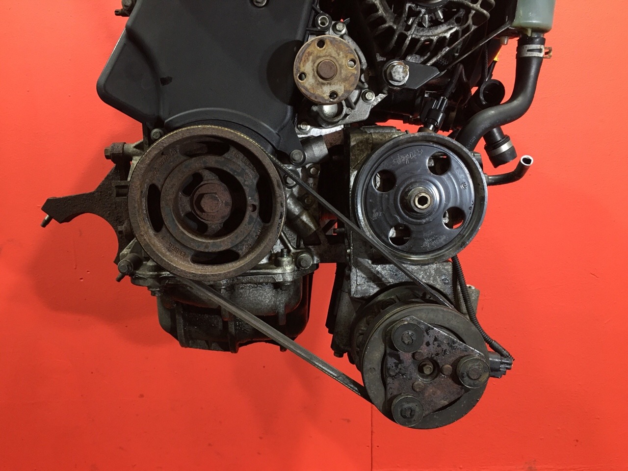 Двигатель Ford Focus 2 ХЭТЧБЭК 5 ДВ. SHDA 1.6L 1596 КУБ.СМ. БЕНЗИН 74 КВТ (101 Л.С.) ZETEC 2004 (б/у) Двигатель Ford Focus 2 ХЭТЧБЭК 5 ДВ. SHDA 1.6L 1596 КУБ.СМ. БЕНЗИН 74 КВТ (101 Л.С.) ZETEC 2004 (б/у)