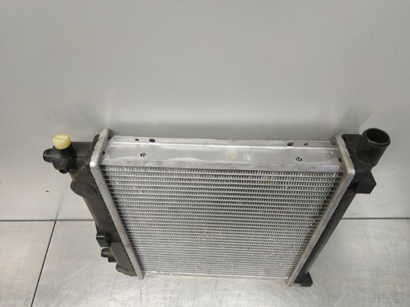 Радиатор охлаждения двигателя E-Class 1984-1993 W124 M102