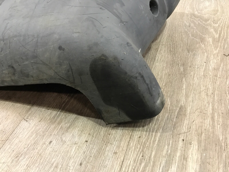 Бампер Renault Master 2.5DCI 2010 задн. лев. (б/у) Бампер Renault Master 2.5DCI 2010 задн. лев. (б/у)