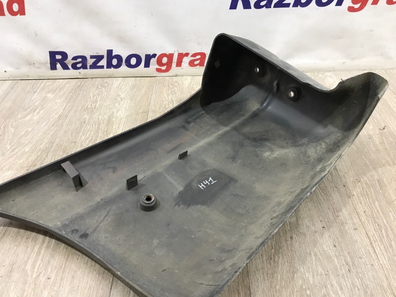 Бампер Renault Master 2.5DCI 2010 задн. прав. (б/у) Бампер Renault Master 2.5DCI 2010 задн. прав. (б/у)