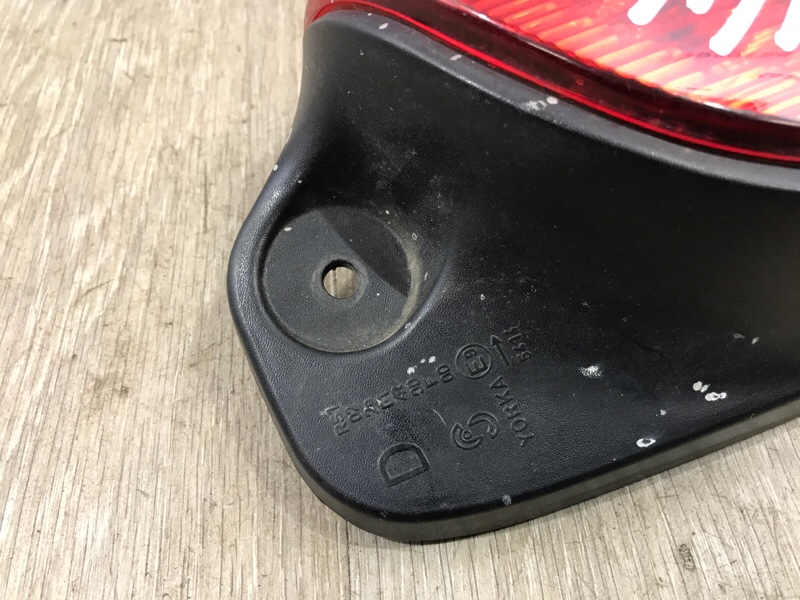 Фонарь Renault Master 2.5DCI 2010 прав. (б/у)