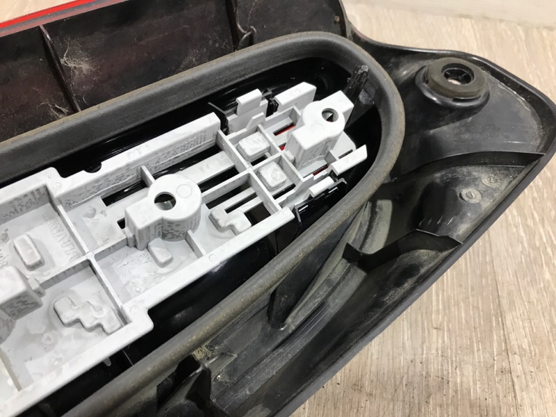 Фонарь Renault Master 2.5DCI 2010 прав. (б/у)