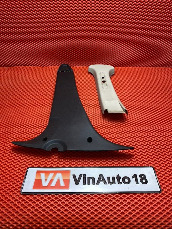 Обшивка центральной стойки Renault Duster F4R 400 2012 лев. (б/у)