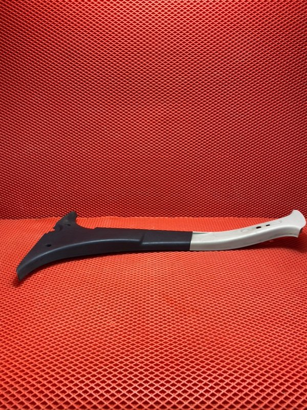 Обшивка центральной стойки Renault Duster F4R 400 2012 лев. (б/у)