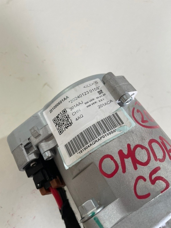 Электроусилитель руля OMODA C5 SQRF4J16 (б/у) Электроусилитель руля OMODA C5 SQRF4J16 (б/у)