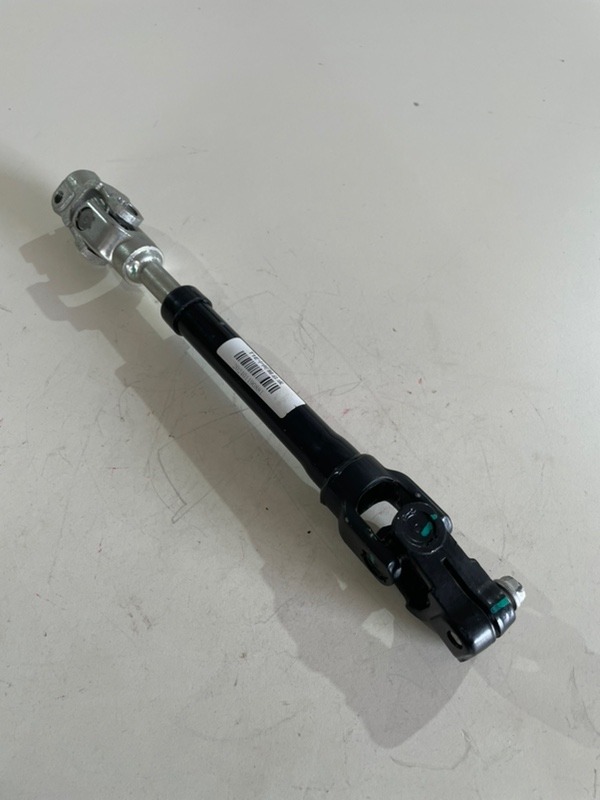 Рулевой карданчик OMODA C5 SQRF4J16 (б/у) Рулевой карданчик OMODA C5 SQRF4J16 (б/у)