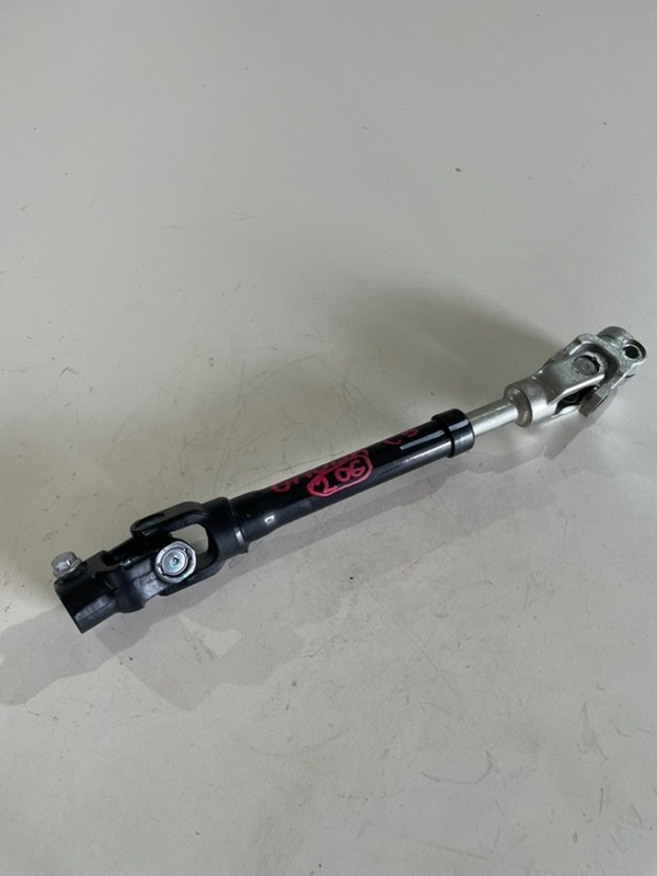 Рулевой карданчик OMODA C5 SQRF4J16 (б/у) Рулевой карданчик OMODA C5 SQRF4J16 (б/у)